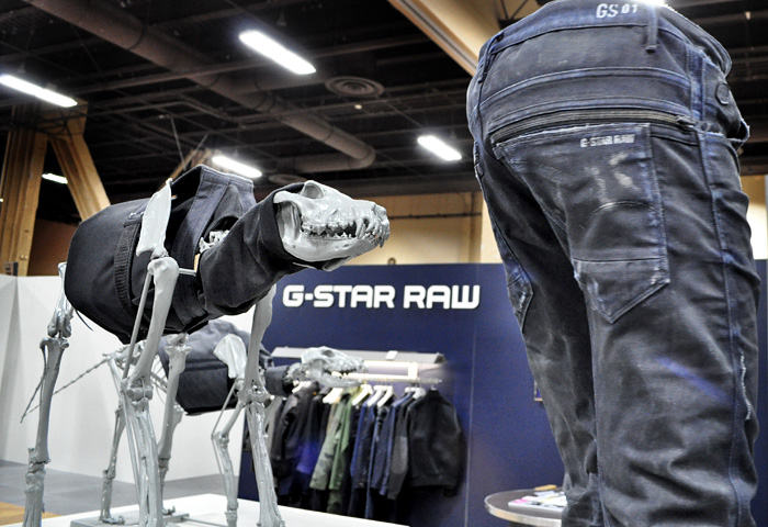 G-Star RAW The Art of Raw from Project Las Vegas: Designer Denim Jeans Fashion: Season Collections, Runways, Lookbooks and Linesheets
