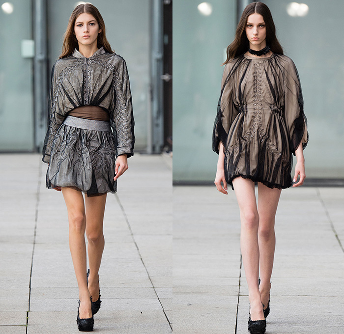 Iris van Herpen 2015 Spring Summer Womens Magnetic Motion Runway Catwalk Looks - Mode à Paris Fashion Week Prêt-à-Porter Mode Féminin Femme France - Silicone 3D Cutout Perforated Laser Mesh Alien Exoskeleton Dress Low V-Neck Asymmetrical Hem Plastic Skirt Frock Crop Top Midriff Pants Trousers Shirtdress Zippers Spikes Teeth Thorns Pleats Cinch Waist Drapery