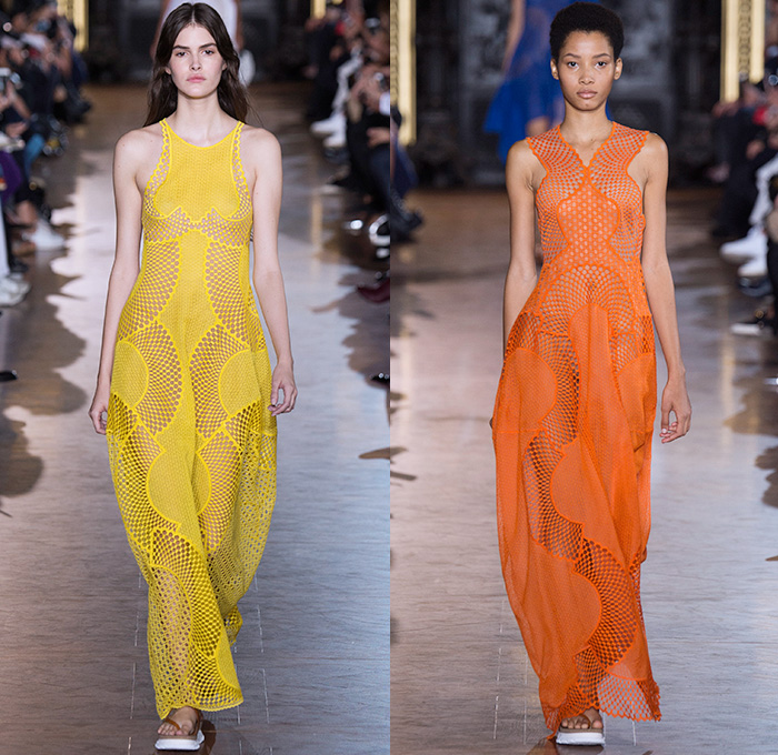 Stella McCartney 2016 Spring Summer Womens Runway Catwalk Looks - Mode à Paris Fashion Week Mode Féminin France - Denim Jeans Strapless Handkerchief Asymmetrical Hem Accordion Pleats Silk Satin Blouse Long Sleeve Maxi Dress Skirt Frock Plaid Tartan Check Stripes Shirtdress Patchwork Sheer Chiffon Lace Mesh Perforated Lasercut One Shoulder Tiered Fringes Wide Leg Trousers Palazzo Pants Shorts Vestdress Waistcoat Embroidery