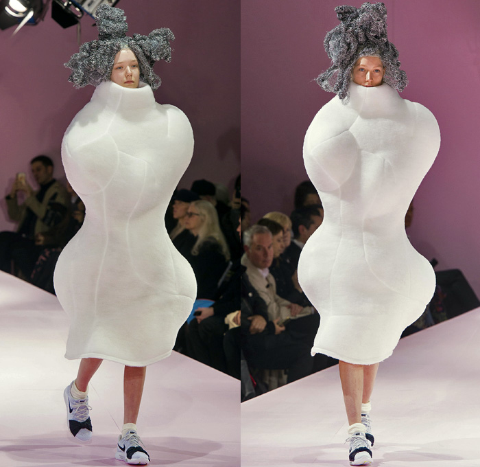 Comme des Garçons Designer Rei Kawakubo 2017-2018 Fall Autumn Winter Womens Runway Catwalk Looks - Mode à Paris Fashion Week Mode Féminin France - The Future Of Silhouette Sculpture Organic Shape Structure Bubble Cocoon Sphere Ball Curves Shapes Metallic Foil Threads Sponge Wig Lamp Dress Recycled Papier-Mâché Pulp Glued Wool Futuristic Patches Skirt Frock Dress Frankenstein Football Padded Shoulders https://www.denimjeansobserver.com/mag/wp-admin/media-upload.php?post_id=17287&type=image&TB_iframe=1Lace Embroidery Embellishments Adornments Decorated Bedazzled Oversized Outerwear Coat Wrap Tie Up Ruffles Sheer Chiffon Volcano Holes Octopus Velvet Knit Bell Hem