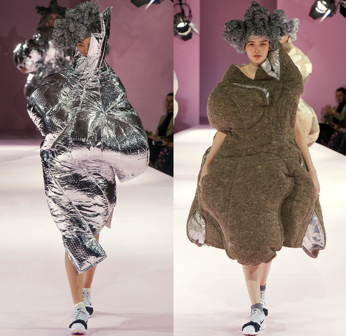 Comme des Garçons Designer Rei Kawakubo 2017-2018 Fall Autumn Winter Womens Runway Catwalk Looks - Mode à Paris Fashion Week Mode Féminin France - The Future Of Silhouette Sculpture Organic Shape Structure Bubble Cocoon Sphere Ball Curves Shapes Metallic Foil Threads Sponge Wig Lamp Dress Recycled Papier-Mâché Pulp Glued Wool Futuristic Patches Skirt Frock Dress Frankenstein Football Padded Shoulders Lace Embroidery Embellishments Adornments Decorated Bedazzled Oversized Outerwear Coat Wrap Tie Up Ruffles Sheer Chiffon Volcano Holes Octopus Velvet Knit Bell Hem