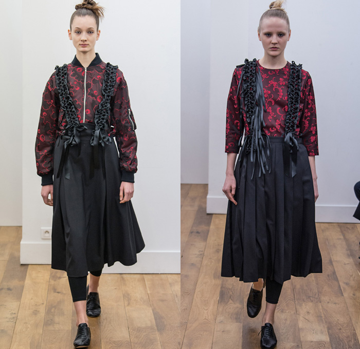 Noir Kei Ninomiya 2017-2018 Fall Autumn Winter Womens Runway Catwalk Looks - Mode à Paris Fashion Week Mode Féminin France - Scarlet Red Modular Chain Link Ring Rivet Belts Straps Mesh Lattice Plush Fur Dimensional Structural Organic Shape Sculptural Floral Flower Bud Trompe L'oeil Ruffles Zigzag Sheer Chiffon Velvet Jacquard Quilted Waffle Long Sleeve Blouse Silk Satin Accordion Pleats Skirt Frock Leggings Hanging Sleeve Oversized Outerwear Coat Bell Shape Ribbons Bomber Jacket Pinafore Dress Embroidery Decorated Bedazzled Vest Waistcoat Shawl Beetle Wings Rocket Wingsuit