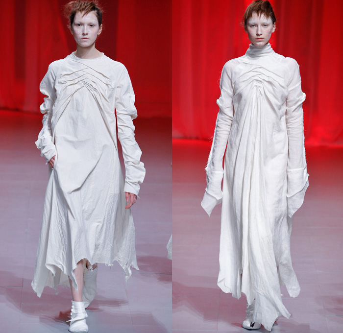 Aganovich 2017 Spring Summer Womens Runway Catwalk Looks - Mode à Paris Fashion Week Mode Féminin France - Pineapple Double Hem Layers Tiered Maxi Dress Turtleneck Ombre Grunge Folds Cinch Gown Eveningwear Destroyed Destructed Halter Top Circles Jacquard Mesh Skirt Frock Blouse Pants Trousers Knee Panels Sheer Chiffon Mummy Wrap Strapless Strips Jagged Rags Outerwear Coat Make Up Ink Paint Strip