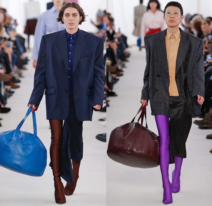 Balenciaga 2017 Spring Summer Womens Runway Catwalk Looks - Mode à Paris Fashion Week Mode Féminin France - Frankenstein Football Shoulders Shoulder Pads Whalebone Rod Oversized Outerwear Trench Coat Overcoat Tuxedo Jacket Blazer Rainwear Parka Cape Cloak Latex Quilted Waffle Puffer Down Vest Gilet Spandex Stretch Leggings Curtain Neck Silk Satin Drapery Maxi Dress Solid Color Asymmetrical Hem Blouse Wrap Stripes Pussycat Bow Stars Dots Flowers Floral Leaves Foliage Print Shirtdress Mesh Lace Knit Tie Up Hood Wrapped Boots Comforter Tote Bag Brooch Gloves Chain