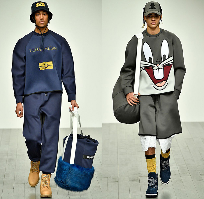 Bobby Abley 2018-2019 Fall Autumn Winter Mens Runway Catwalk Looks - London Fashion Week Mens Collections UK - Looney Tunes Bugs Bunny Tweety Marvin The Martian Gossamer Tasmanian Devil Road Runner Bipbip Daffy Duck Print Graphic Motif Pop Art Cartoons Legal Alien Bear Streetwear Urban Parka Sweater Plush Fur Sweatshirt Oversized Shirtdress Jumpsuit Dungarees Plaid Check Houndstooth Fringes Snap Buttons Tearaway Jogger Sweatpants Shorts Bucket Hat Duffel Bag Sunglasses Headscarf Worker Boots