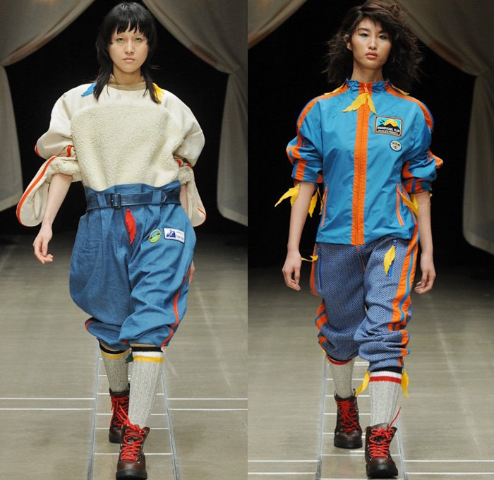 ha-ha 2018-2019 Fall Winter Womens Runway Catwalk Looks - Amazon Fashion Week Tokyo Japan AmazonFWT - Outdoors Camping Oversized Neoprene Onesie Jumpsuit Coveralls Flight Suit Lace Up Leaves Quilted Waffle Puffer Outerwear Field Utility Coat Parka Anorak Plaid Checkerboard Picnic Check Cargo Pockets Nylon Camouflage Plush Fur Shearling Canvas Tweed Drawstring Straps Zipper Corduroy High Waist Pants Spats Spatterdashes Gaiters Leg Warmers Boots