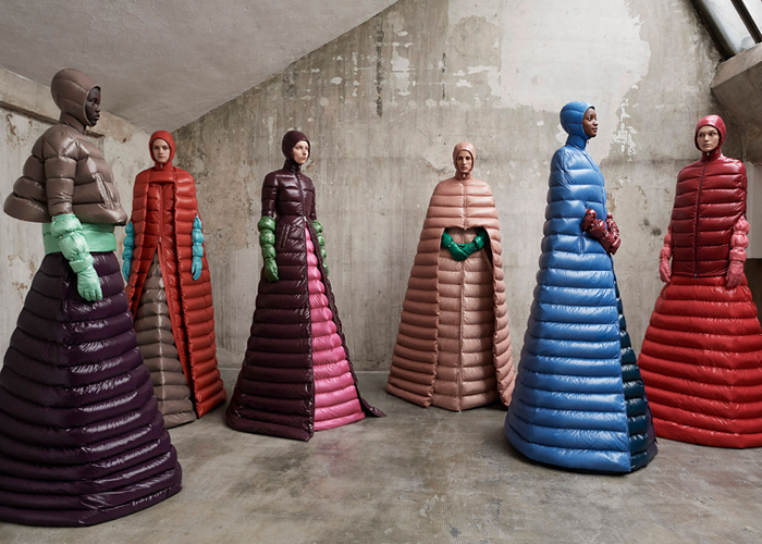 Moncler 1 Pierpaolo Piccioli 2018-2019 Fall Autumn Winter Womens Presentation - Milano Moda Donna Collezione Milan Fashion Week Italy - Monastery Dimensional Structural Sculpture Futuristic Hoodie Outerwear Overcoat Quilted Waffle Puffer Down Jacket Bubble Coat  Arm Armers Long Skirt Cape Colorblock Hanging Sleeve Towers Elongated Cone Shaped Detachable Removable Panels