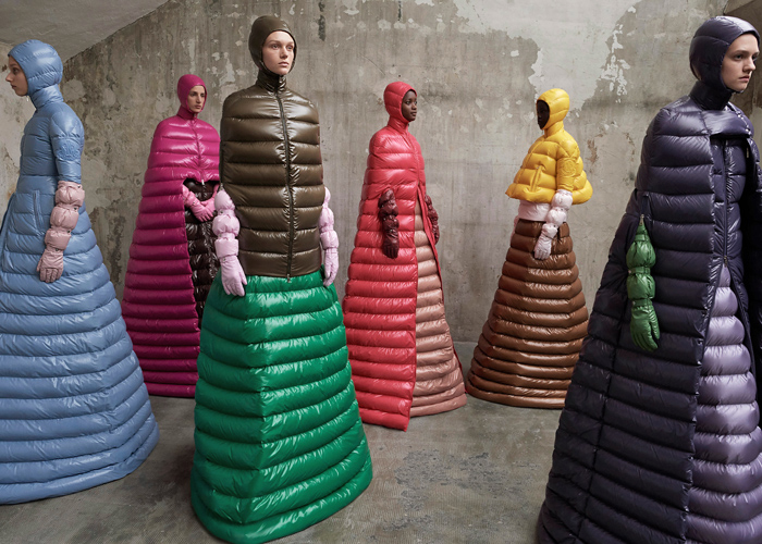 Moncler 1 Pierpaolo Piccioli 2018-2019 Fall Autumn Winter Womens Presentation - Milano Moda Donna Collezione Milan Fashion Week Italy - Monastery Dimensional Structural Sculpture Futuristic Hoodie Outerwear Overcoat Quilted Waffle Puffer Down Jacket Bubble Coat  Arm Armers Long Skirt Cape Colorblock Hanging Sleeve Towers Elongated Cone Shaped Detachable Removable Panels