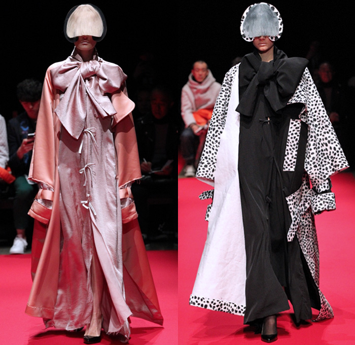 RYOTAMURAKAMI 2018-2019 Fall Winter Womens Runway Catwalk Looks - Amazon Fashion Week Tokyo Japan AmazonFWT - Bob Hairstyle Stars Puppy Dog Graphic Ruffles Stripes Tie Up Knot Ribbon Check Fringes Half Split Hybrid Combo Panel Outerwear Coat Kimono Tunic Sleeveless Crop Top Cutout Shoulders Unitard Asymmetrical Hem Silk Satin Dress Chunky Crochet Weave Knit Turtleneck Sweaterdress Slit Trench Skirt Stockings Tights Opera Gloves Silver Thigh High Boots Platform Shoes Boxy Handbag