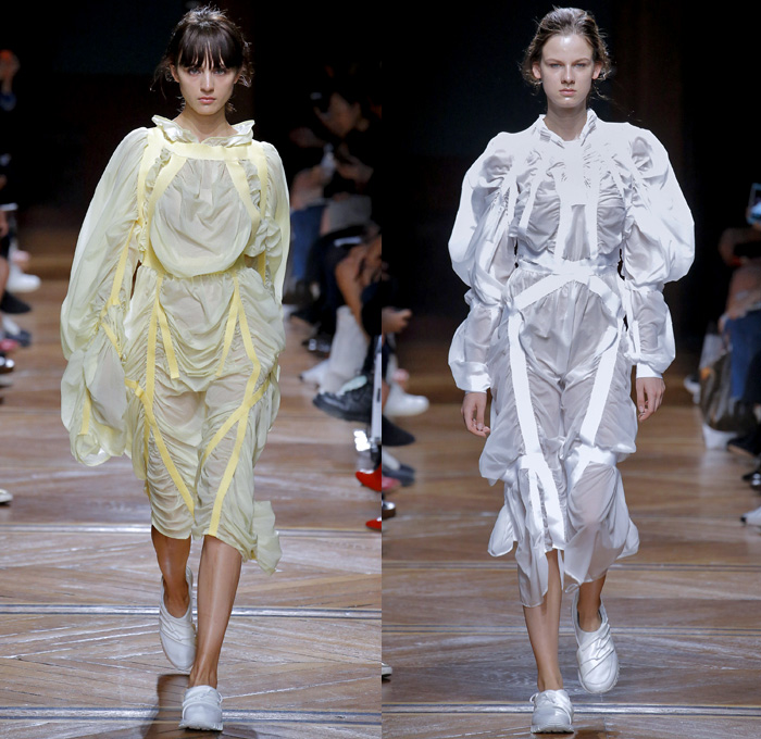 ANREALAGE 2018 Spring Summer Womens Runway Catwalk Looks - Mode à Paris Fashion Week Mode Féminin France - Mechanochromic Technology Kinetic Energy Light Kinesiology Strips Sports Tape Strapped Cinch Nylon Parachute Sportswear Athleisure Fitness Jersey Activewear Mesh Silk Cage Lattice Wrinkled Futuristic Plaid Tartan Check Leg O'Mutton Balloon Sleeves Blouse Sweatshirt Jacket Sweater Trench Coat Dress Skirt Leggings Onesie Jumpsuit Trainers Fanny Pack Waist Pouch Belt Bag