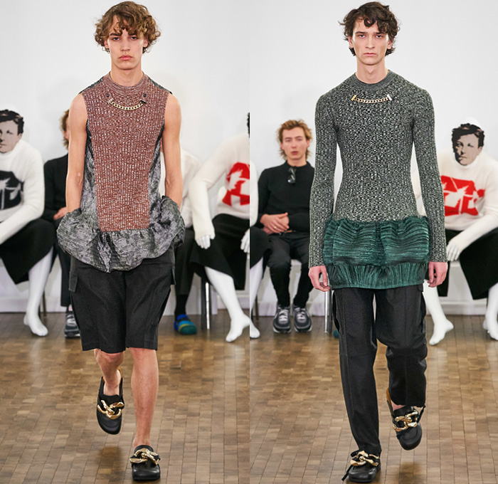 JW Anderson 2020-2021 Fall Autumn Winter Mens Runway Looks - Mode à Paris Fashion Week Mode Masculine Homme France - Pearls Knit Turtleneck Sweater Tiered Accordion Pleats Chain Sleeveless Manblouse Peplum Puff Ball Hem Quilted Puffer Oversized Outerwear Trench Coat Double Lapel Wide Shawl Wool Paisley Shirtdress Check Plaid Grid Lattice Cargo Pants Utility Flap Pockets Shorts Chainlink Giant Bracelet Loafer Cap Bag Neck Scarf