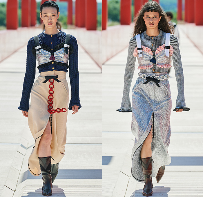 Louis Vuitton 2022 Resort Cruise Pre-Spring Womens Runway  Denim Jeans  Fashion Week Runway Catwalks, Fashion Shows, Season Collections Lookbooks >  Fashion Forward Curation < Trendcast Trendsetting Forecast Styles Spring  Summer Fall