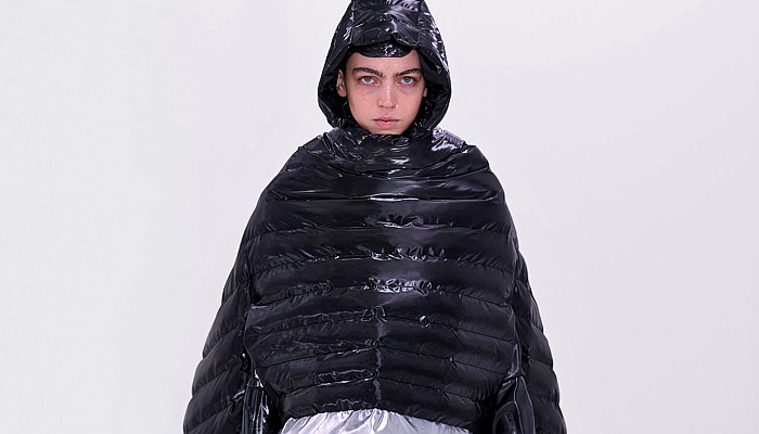 Rains 2024-2025 Fall Autumn Winter Womens Runway Looks - Paris Fashion Week Homme Automne Hiver - Figures - Camouflage Nebula Quilted Puffer Outerwear Parka Jacket Hood Fleece PVC Vinyl Pleather Onesie Leotard Jumpsuit Bubbles Drawstring Wide Leg Baggy Metallic Skirt Poncho Blanket Patchwork Long Coat Hotpants Leg Warmers Gloves Boots