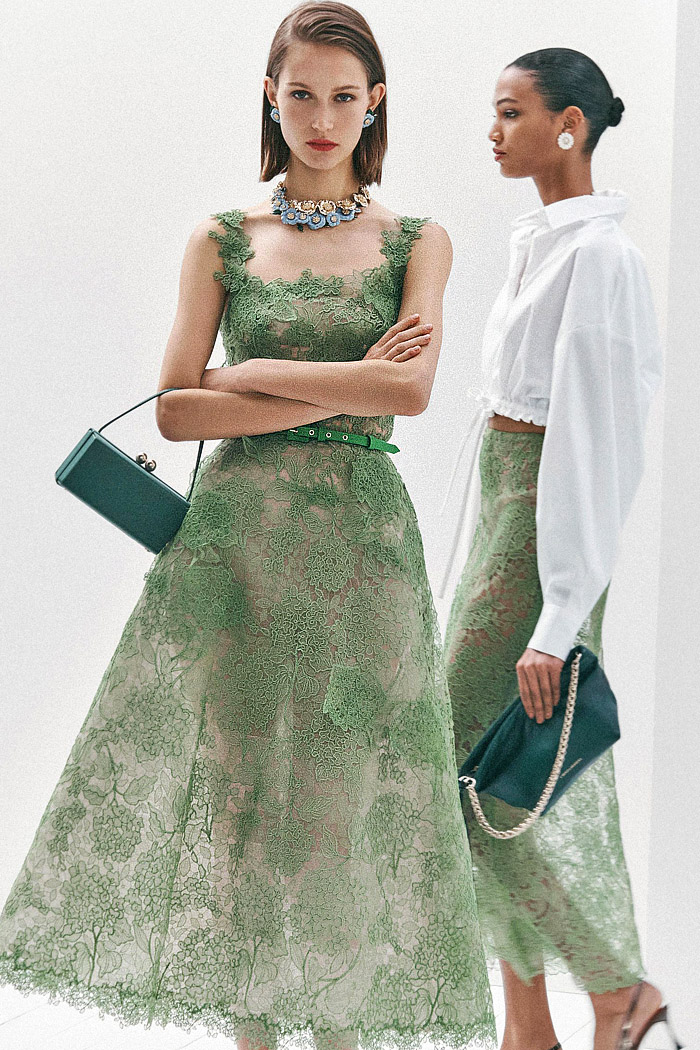 Carolina Herrera 2026 Pre-Fall Womens Fashion Trends - Phthalo Green, Hydrangeas, Flowers, Floral, Check, Stripes, Lace, Crystals