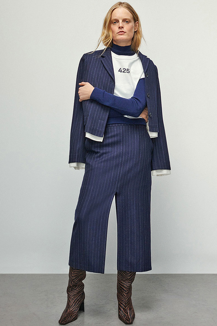 Rag & Bone 2026-2027 Fall Winter Womens Fashion Trends - Denim Jeans Vest Pockets Wide Leg Pinstripes Pantsuit Fur Coat Culottes