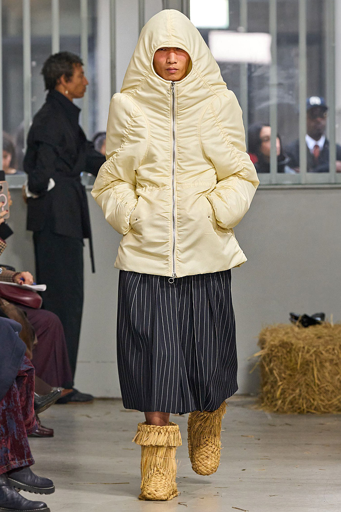 Setchu 2026-2027 Fall Autumn Winter Mens Fashion Trends - puffer coat, manskirt, pinstripe, wide leg, inward shoulders, straw boots