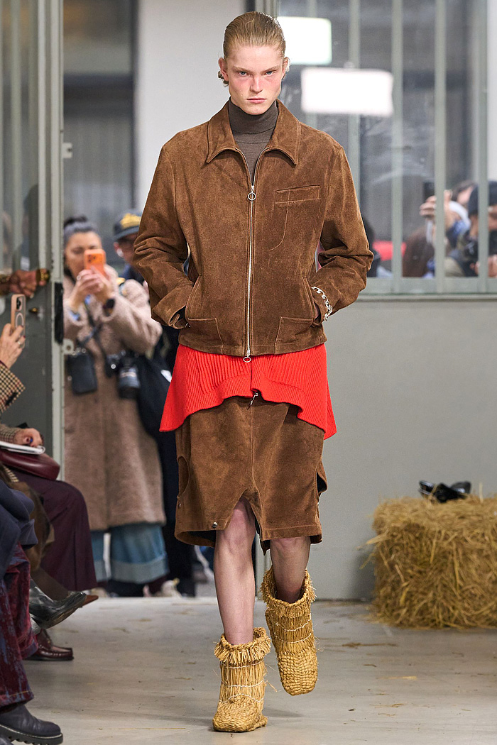 Setchu 2026-2027 Fall Autumn Winter Mens Fashion Trends - puffer coat, manskirt, pinstripe, wide leg, inward shoulders, straw boots