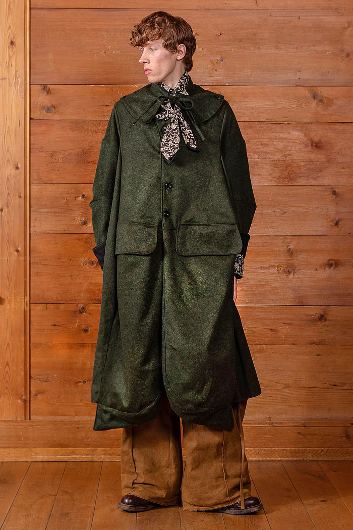 Tíscar Espadas 2026-2027 Fall Autumn Winter Mens Fashion Trends - Capítulo VIII - Rural Switzerland, denim, jeans, manskirt, oversized pockets, jester, medieval, slit shorts, vest, deadstock fabrics, stripes, organic linen, outerwear, coat, detachable collar, ambiguous tie, peek-a-boo necktie, wide leg, baggy, loose, corduroy, funnel neck, work boots Tíscar Espadas 2026-2027 Fall Autumn Winter Mens Fashion - denim, jeans, oversized, jester, vest, deadstock, necktie, wide leg