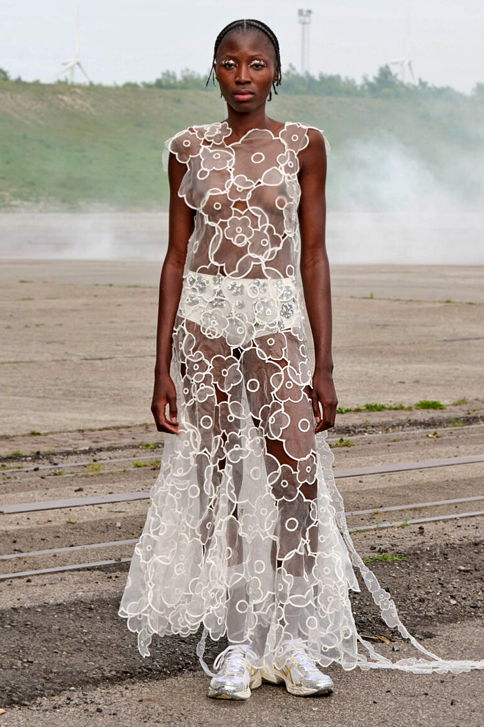 Cecilie Bahnsen 2026 Spring Summer Womenswear - Cutout Florals, Babydoll Dress, Silver, Polka Dots, Sheer, Quilted, Looped Hems