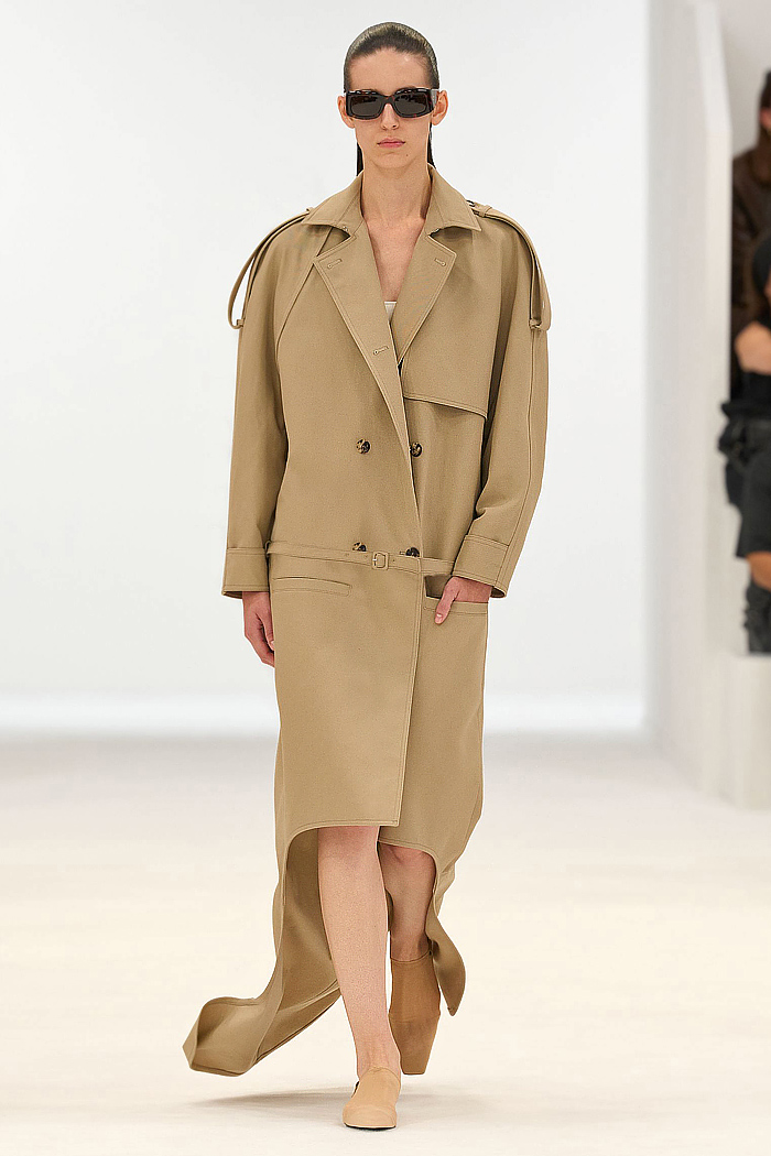 Courrèges 2026 Spring Summer Women - veils, bikini, straps, cycling shorts, cuffs, petal mullet hems, denim jeans, shield, cutouts