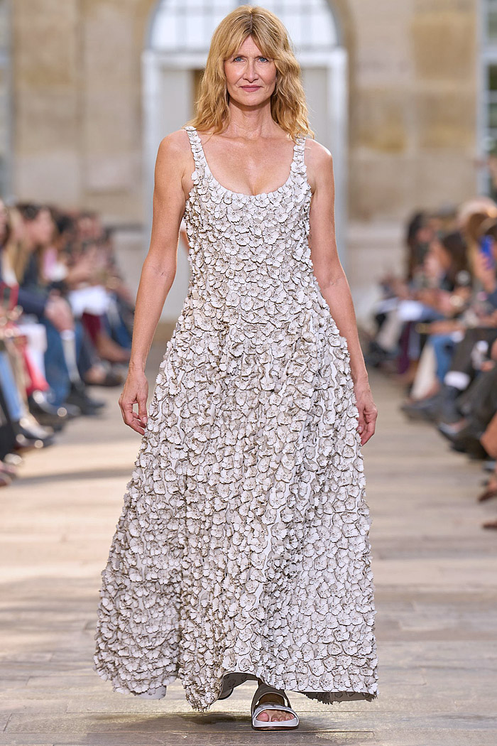 Gabriela Hearst 2026 Spring Summer Womens Runway - tarot, knit, denim jeans, poufy sleeves, yarn, deadstock charms, cutout stars