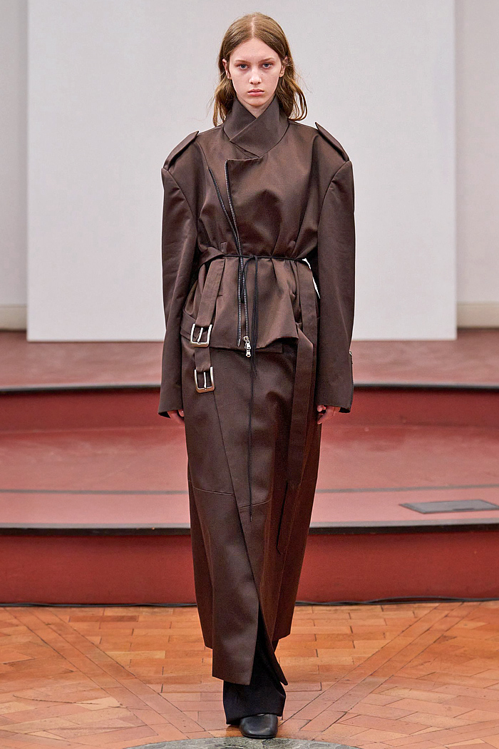 Institution By Galib Gassanoff 2026 Spring Summer Womens at MFW - basket weave, shoelace fringes, buttons, cameras, high shoulders