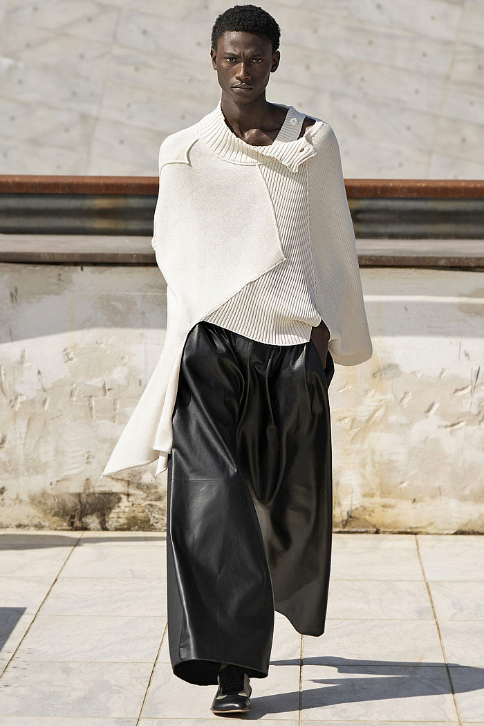 Niccolò Pasqualetti 2026 Spring Summer Menswear – denim jeans jumpsuit, cape jacket, cargo pants, pleats, deconstructed hybrid