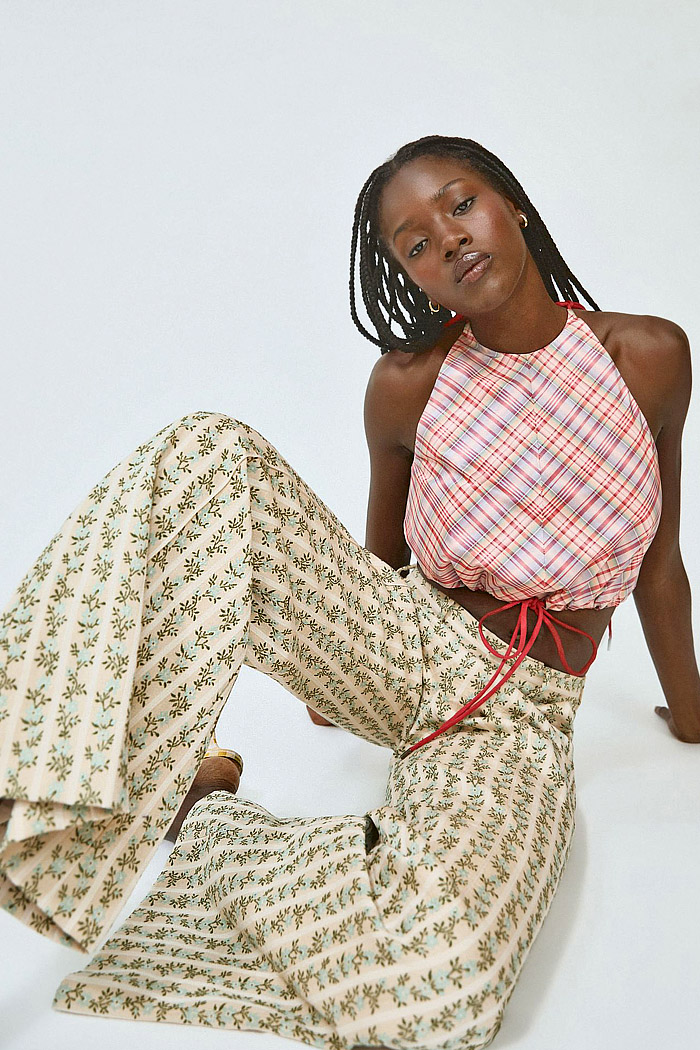 Rosie Assoulin 2026 Resort Womens show patchwork, knit crochet, jelly mint, flare pants, beads, halterneck, striped leaves, flowers