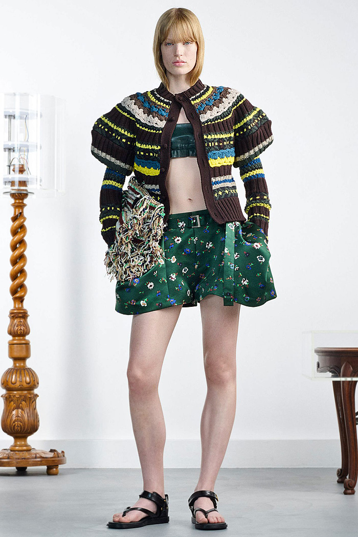 Sacai 2026 Resort Cruise Womens: hybrid denim, cannon sleeves, wide-leg, knits, flappy shorts, pantsuits, deconstructed