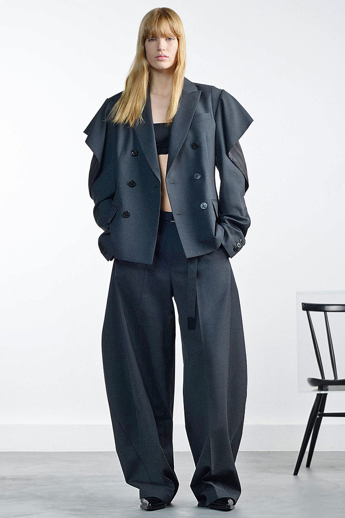 Sacai 2026 Resort Cruise Womens: hybrid denim, cannon sleeves, wide-leg, knits, flappy shorts, pantsuits, deconstructed