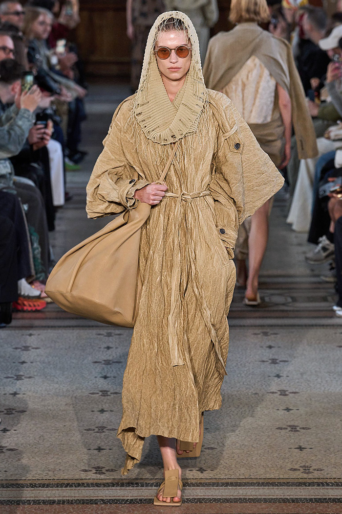 Uma Wang 2026 Spring Summer Womens - knit, frayed, wrinkled, twists, terracotta, stripes, draped, floral, pantsuit, trench coat