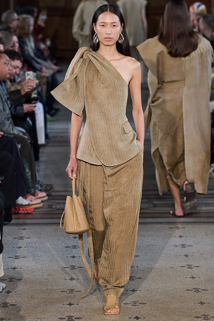 Uma Wang 2026 Spring Summer Womens - knit, frayed, wrinkled, twists, terracotta, stripes, draped, floral, pantsuit, trench coat