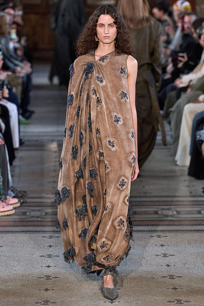 Uma Wang 2026 Spring Summer Womens - knit, frayed, wrinkled, twists, terracotta, stripes, draped, floral, pantsuit, trench coat