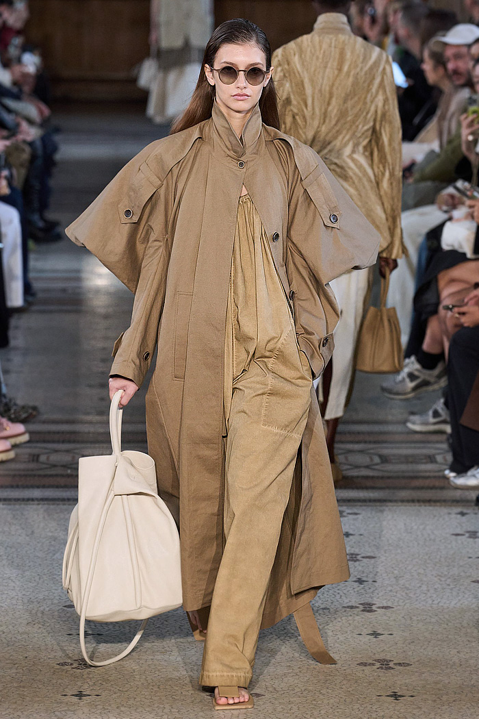 Uma Wang 2026 Spring Summer Womens - knit, frayed, wrinkled, twists, terracotta, stripes, draped, floral, pantsuit, trench coat