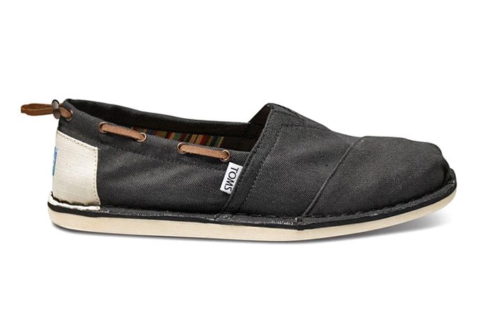 (3) Black Denim Bimini Mens Stitchouts Boat Shoes Style with Drawstring Collar - TOMS Made in Denim Shoes, Espadrilles & Stitchouts 2013 Spring Summer - Desert Botas, Outdoor Boots & Beach Footwear: Trend Watch - Interesting News, Fashion Forecasts, Color Reports, Fresh New Jeans, Hot Denim Styles, Spotted at the Clothing Rack and Upcoming Trends