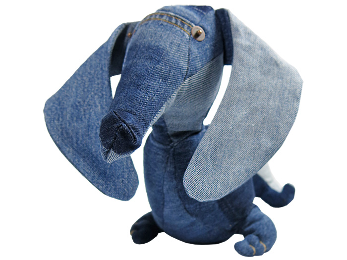 Maison Indigo Stuffed Animals Dachshund Dog Teckel - Recycled Denim Jeans Plush Toys Childrens Kids Cuddle Accessories Home Decor - The Netherlands Animaux de Nimes Collection - Made in Denim Finds Fashion Style